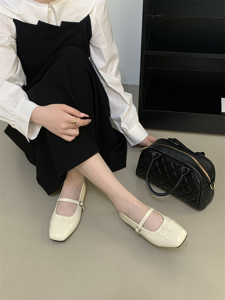Retro Square Toe Mary Jane Shoes for Women - Comfortable Low Heel Ballet Flats with Hidden Wedge, Versatile Daily Wear - Image 4